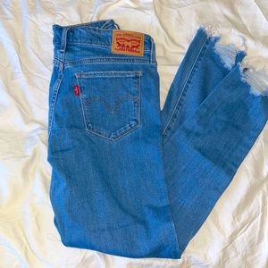 Levi’s jeans 711 skinny size 27